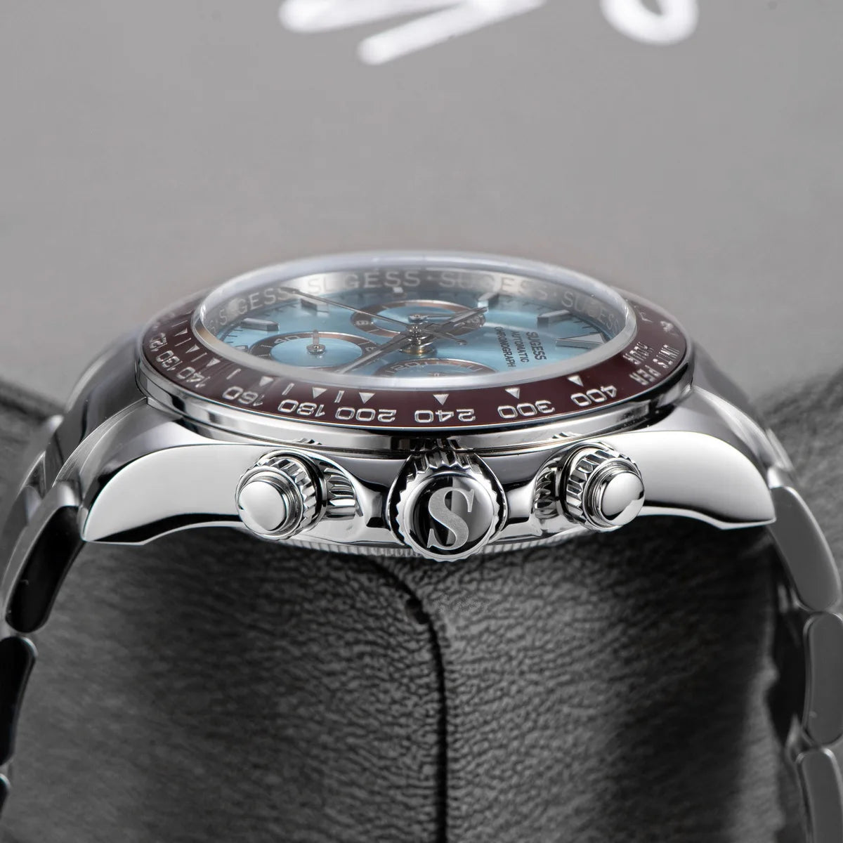 UrbanDrive™ Panda Chrono