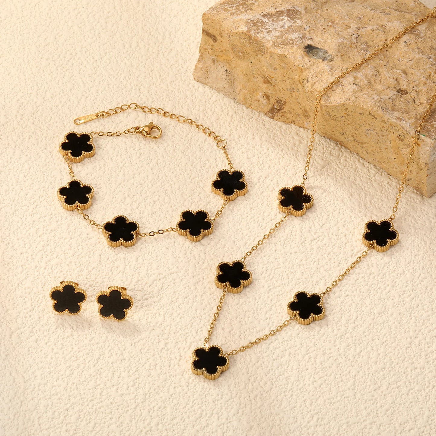 Urban Gear-Fashion Flower Necklace Earrings Set Jewelry Women Stainless Steel White Shell Clover Bracelet Jewelry Accessories