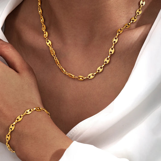 Stainless Steel Jewelry Set Necklaces Bracelet with Cute Pig Nose Hollow Carving High-end textured jewelry set For Women Jewelry