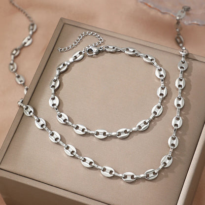 Stainless Steel Jewelry Set Necklaces Bracelet with Cute Pig Nose Hollow Carving High-end textured jewelry set For Women Jewelry